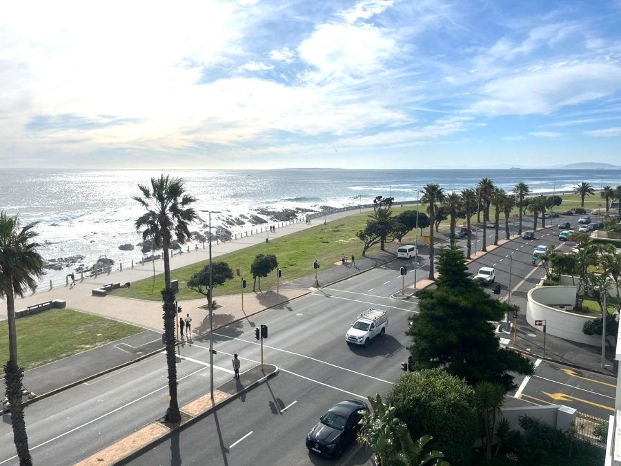To Let 2 Bedroom Property for Rent in Sea Point Western Cape